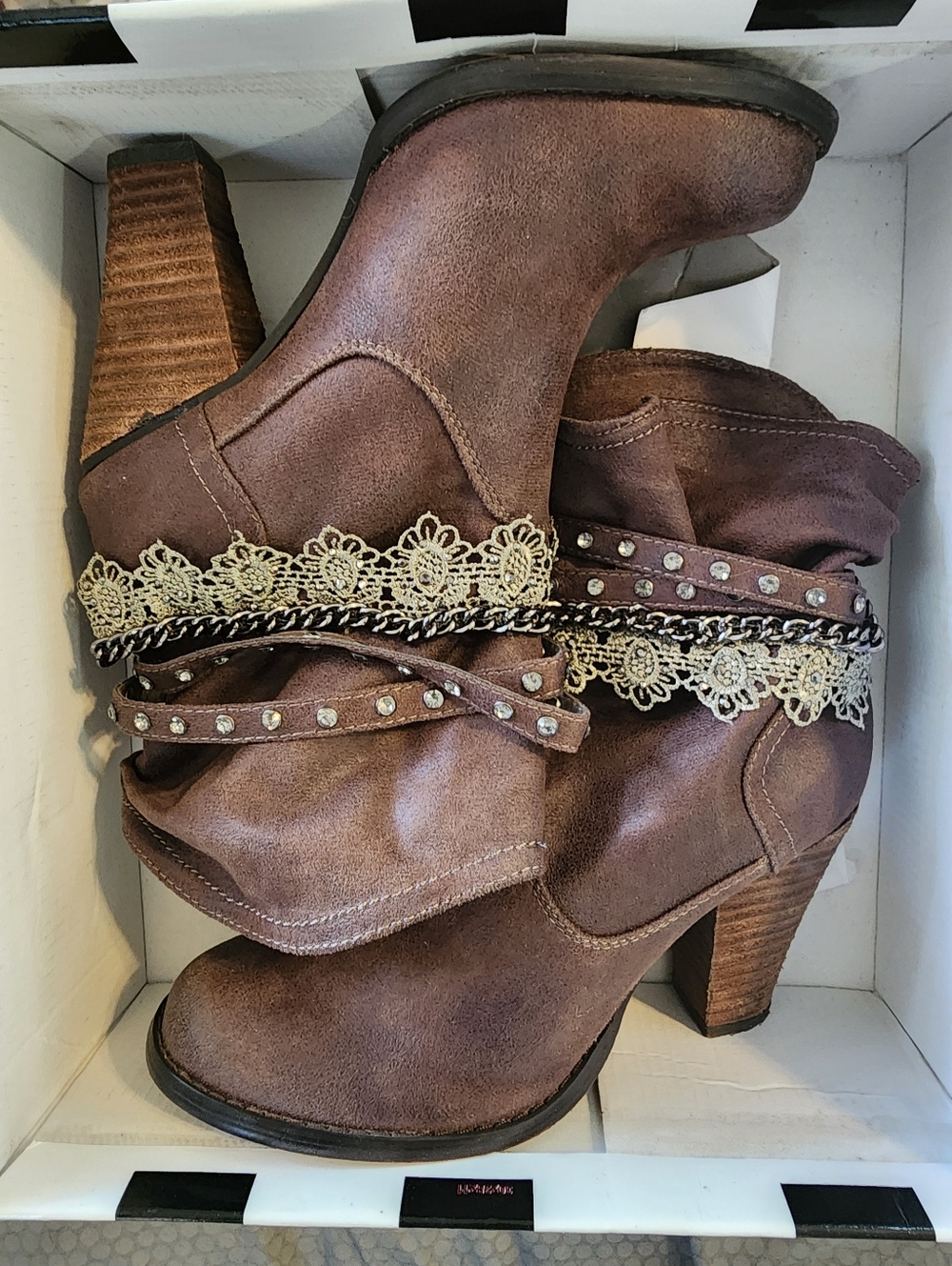 Not Rated Western Slouch Ankle Boots Dark Brown Rhinestone Women Size 7.5